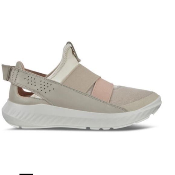 Women’s ECCO ST.1 Lite slip on sneaker- Size 37 - Picture 1 of 9